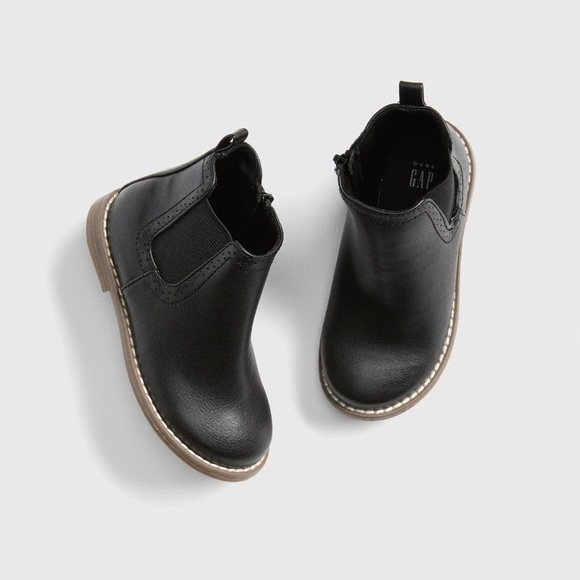 GAP Other - Gap Toddler Girl 10 Chelsea Boot